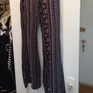 Palazzo Style Boho Pants - NWT - XS